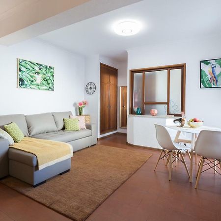 2 Comfy Bright Flats With Netflix Apartman Porto Kültér fotó