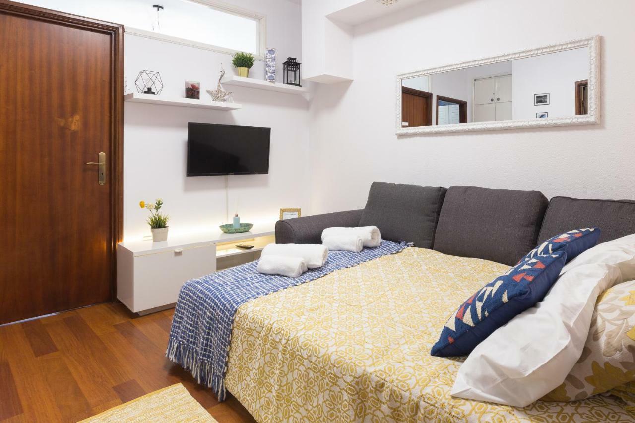 2 Comfy Bright Flats With Netflix Apartman Porto Kültér fotó