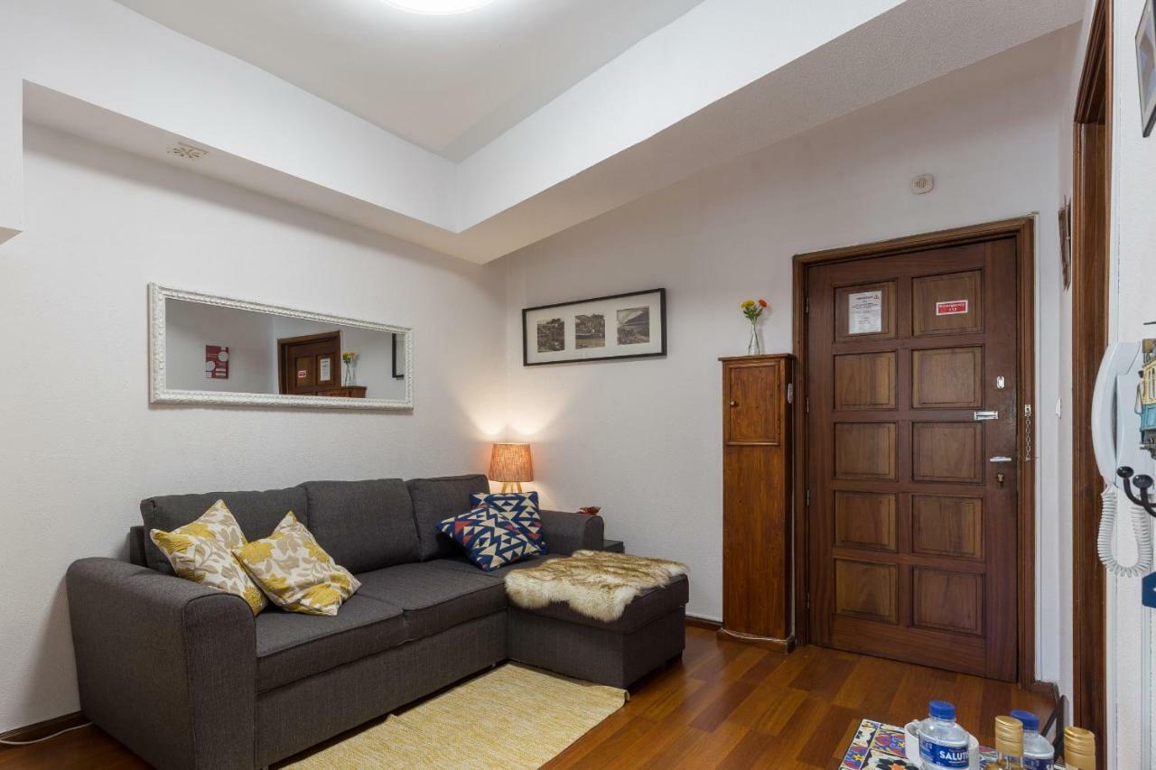 2 Comfy Bright Flats With Netflix Apartman Porto Kültér fotó
